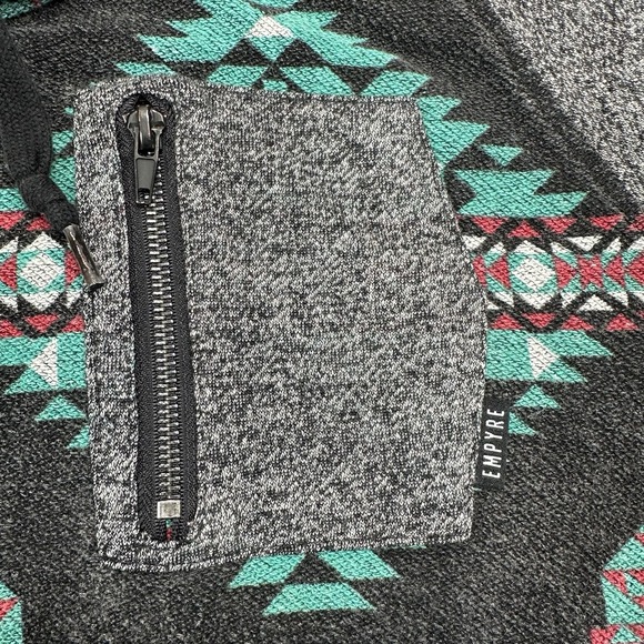Empyre Surplus Co. Aztec Pattern Men's SIZE L Hoodie - Picture 5 of 6